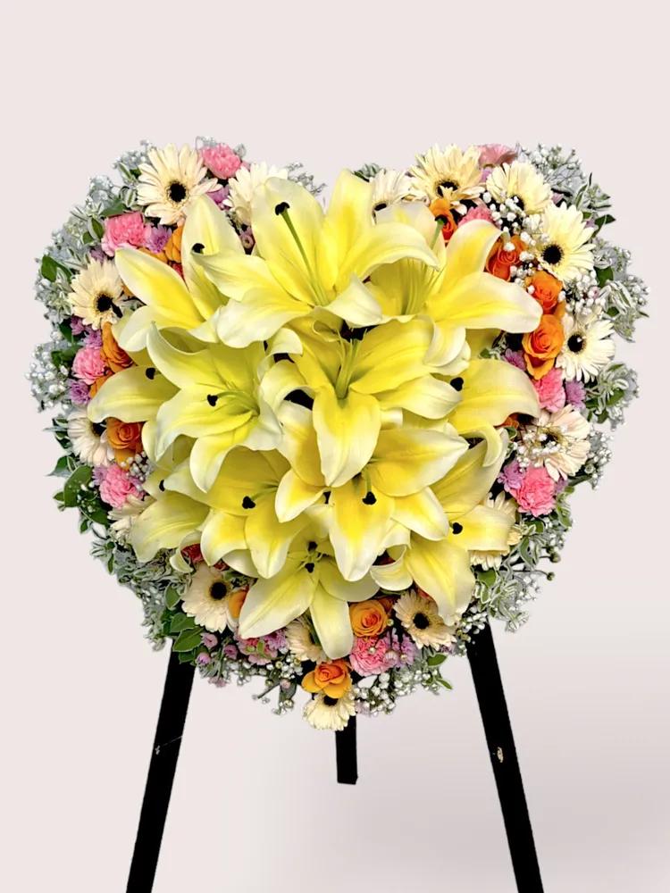 百合 心心花圈 【自選高脚 / 矮脚】 - 點擊查看商品詳情 百合 心心花圈 【自選高脚 / 矮脚】 | 御花店